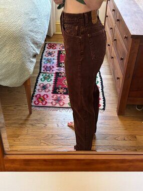 Vintage Levi’s 551 Mom Jeans – fits like size 6